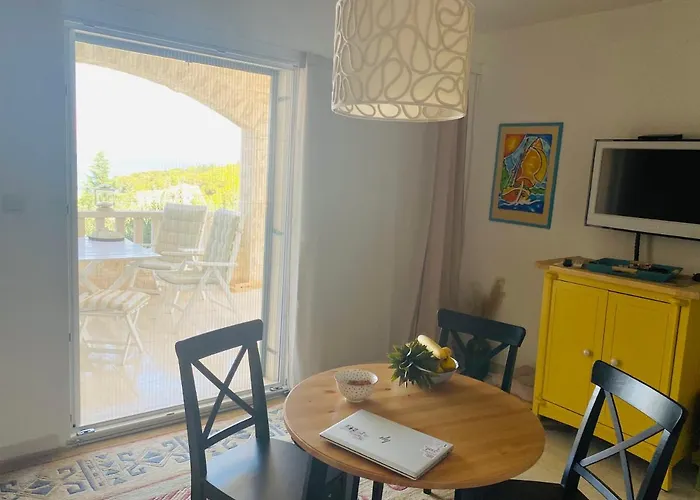Apartmant Διαμέρισμα *